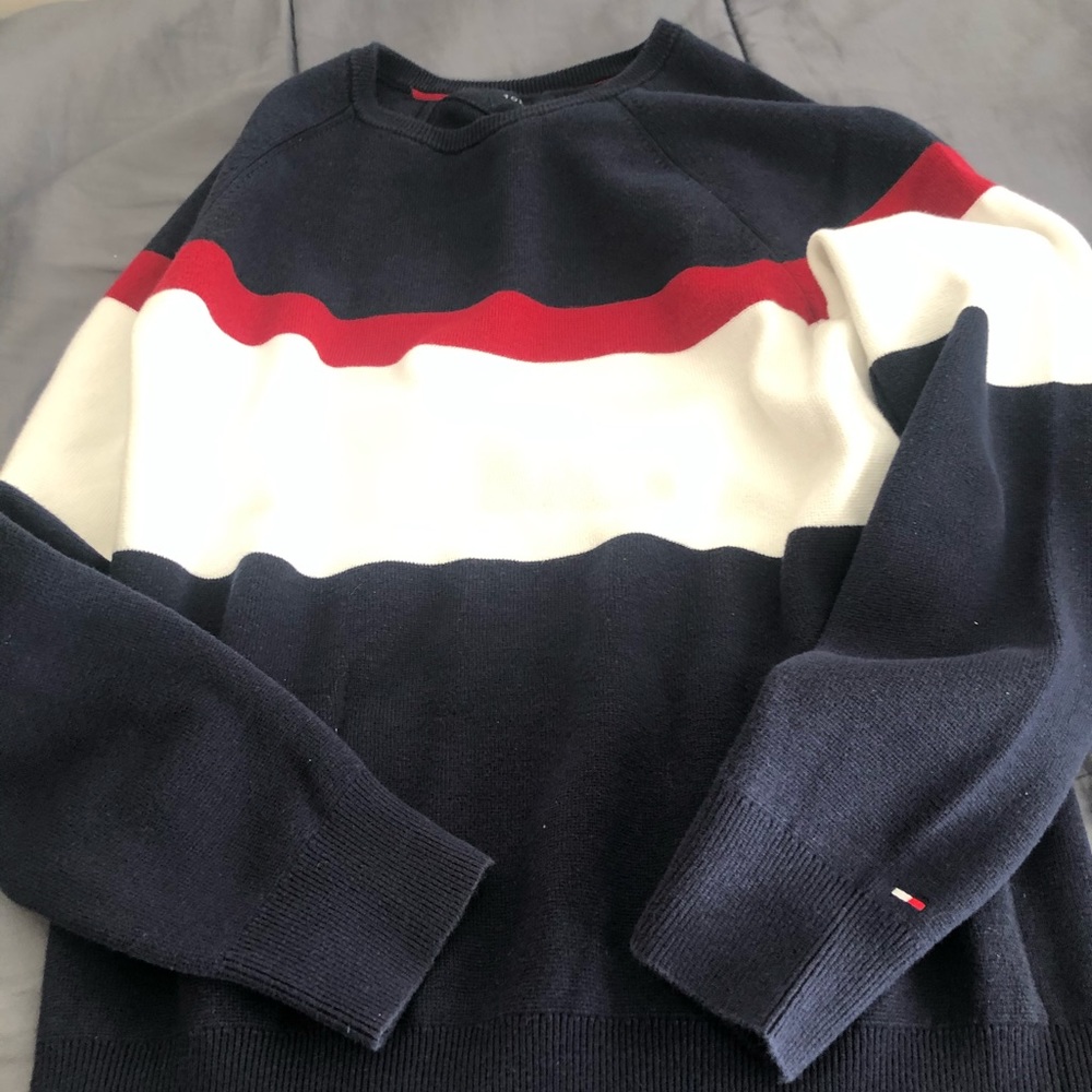 Tommy Hilfiger sweater